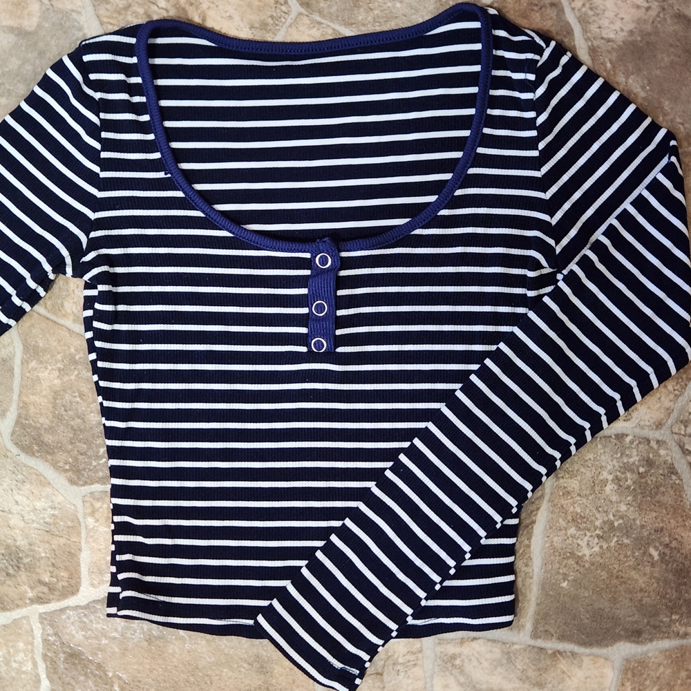 Source Unknown Midnight Blue and White Striped Top
